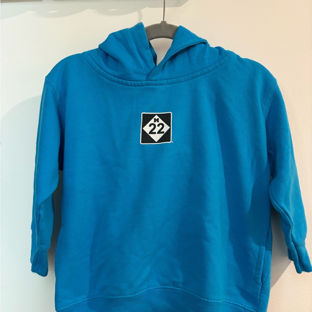 Michigan 22 - size 4T Vibrant Blue Short Sleeve Hoodie Sweatshirt